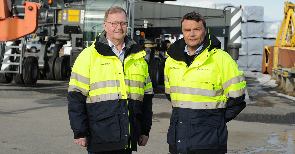 Kuvassa: Teijo Seppelin, tj ja Patrick Mattsson, paikallisjohtaja Uumajassa.